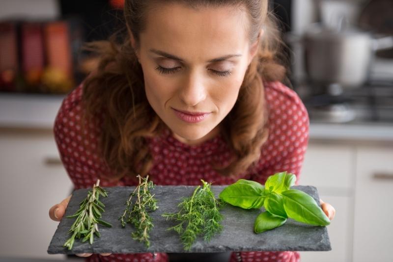 Sposób na świeże i aromatyczne przyprawy poza sezonem + przepis